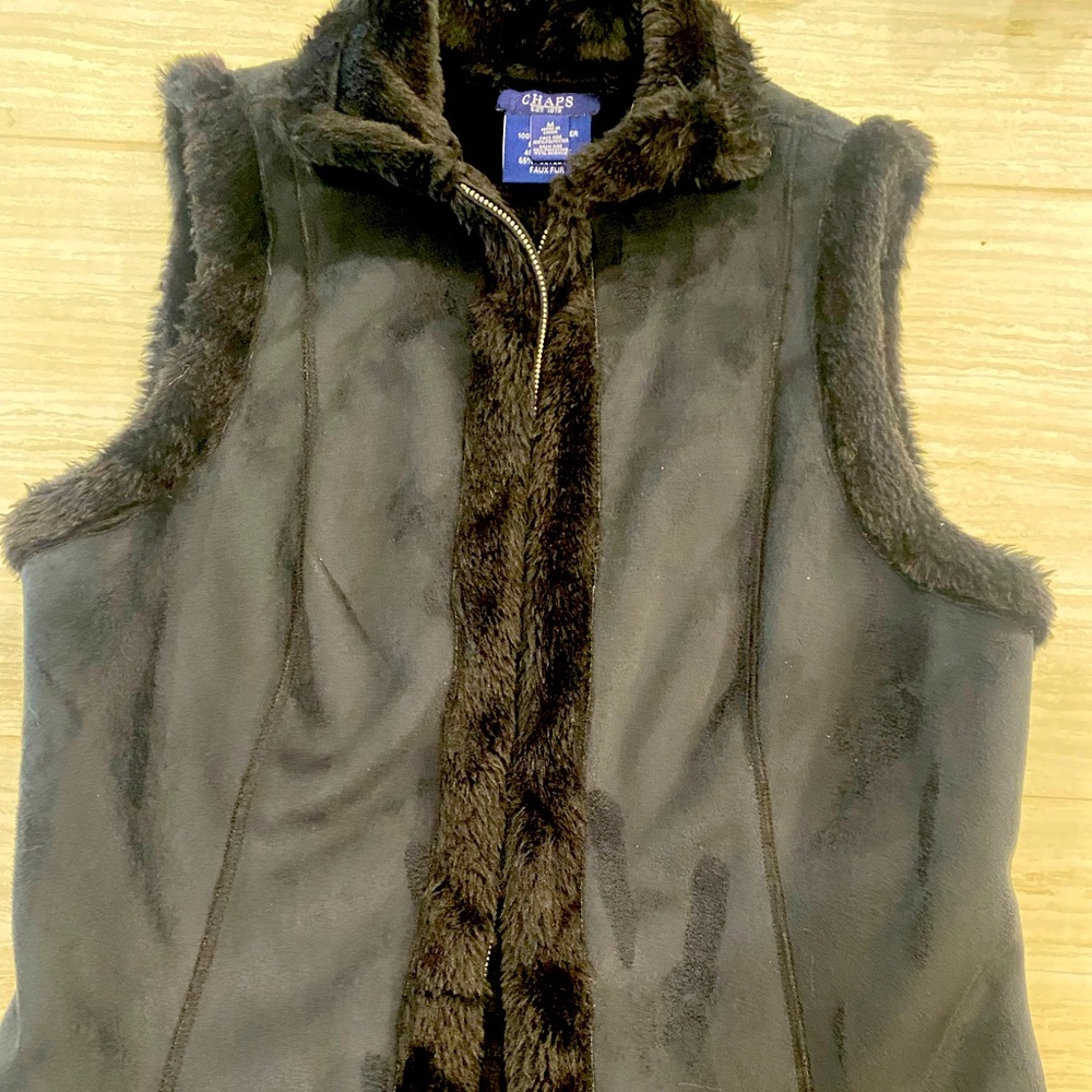 NWT Chaps Women’s  reversible vest size M